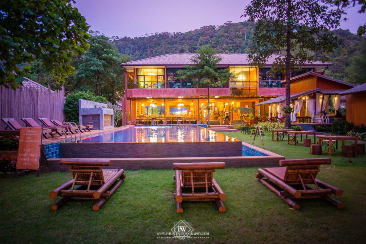 Flora I Talay Hotel Ко Чанг Екстериор снимка