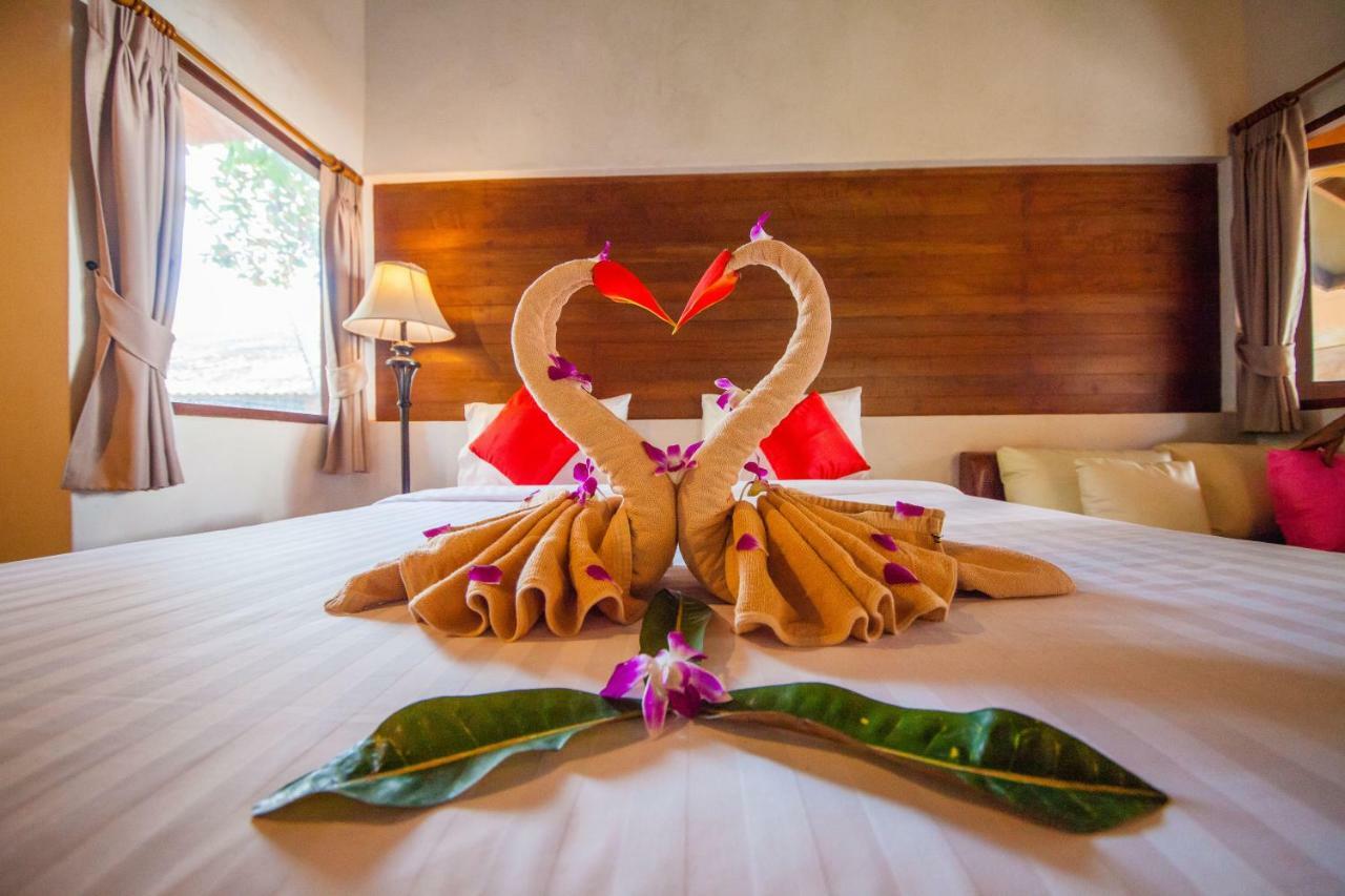 Flora I Talay Hotel Ко Чанг Екстериор снимка