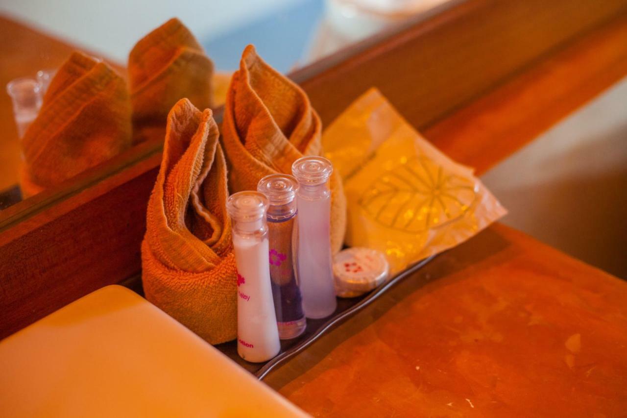 Flora I Talay Hotel Ко Чанг Екстериор снимка