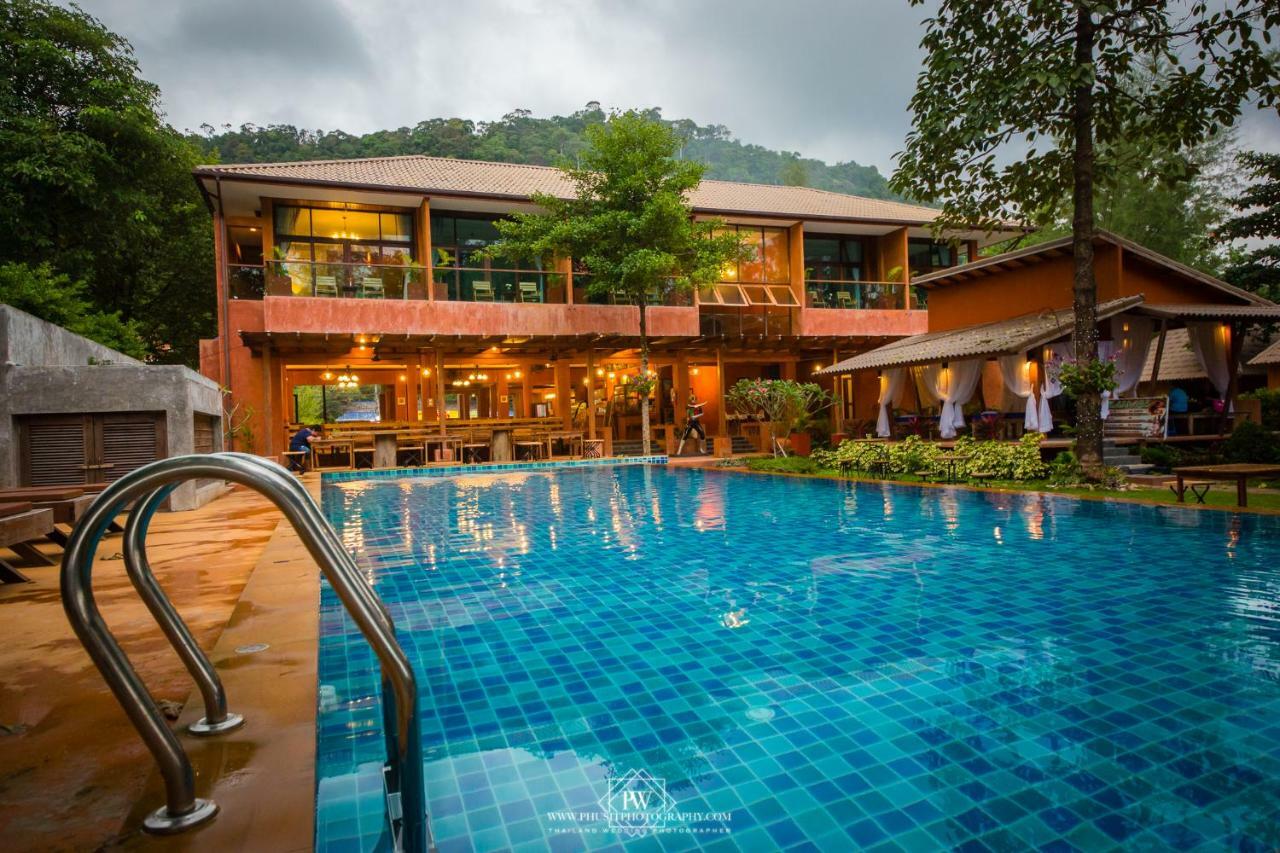 Flora I Talay Hotel Ко Чанг Екстериор снимка